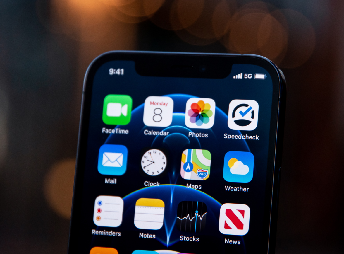 黔东南苹果手机维修分享为什么 iPhone 12 在冬季会自动关机 